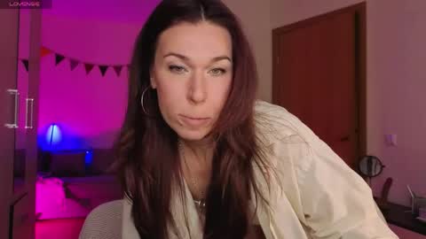 ReginaHawkinss online show from April 23, 2026, 9:52 am