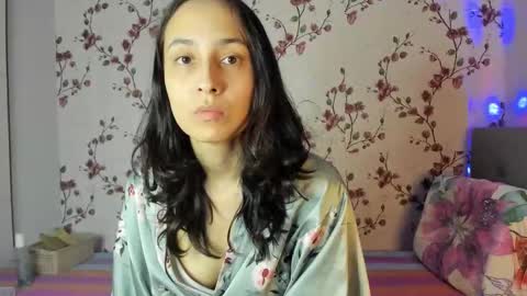 Alisa online show from December 21, 2025, 8:10 am