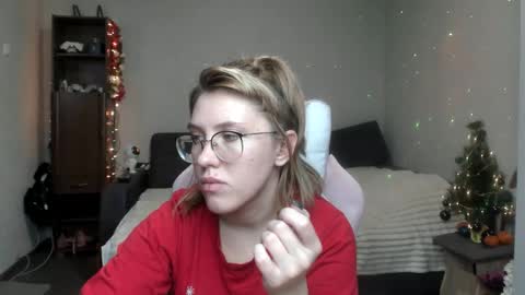 Snapshot of reginasmilee chatting on January 2, 2025, 6:07 am Regina online show from January 2, 2025, 6:07 am