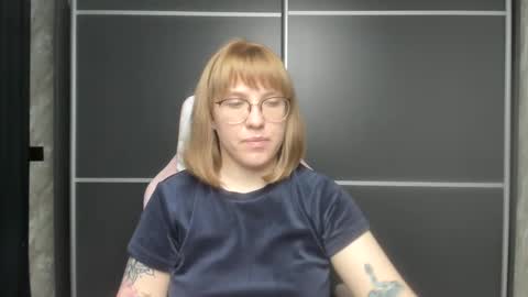 Snapshot of reginasmilee chatting on February 1, 2025, 3:50 pm Regina online show from February 1, 2025, 3:50 pm