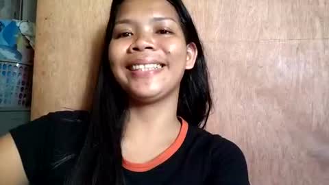 Snapshot of regine24 chatting on June 8, 2026, 6:47 am regine24 online show from June 8, 2026, 6:47 am