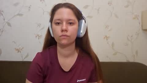 Snapshot of reginiathornton chatting on October 10, 2025, 1:54 pm May online show from October 10, 2025, 1:54 pm