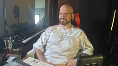 Snapshot of reguladood chatting on June 9, 2026, 1:12 pm reguladood online show from June 9, 2026, 1:12 pm