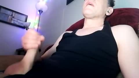 Snapshot of regularguy20 chatting on February 7, 2026, 10:08 am regularguy20 online show from February 7, 2026, 10:08 am