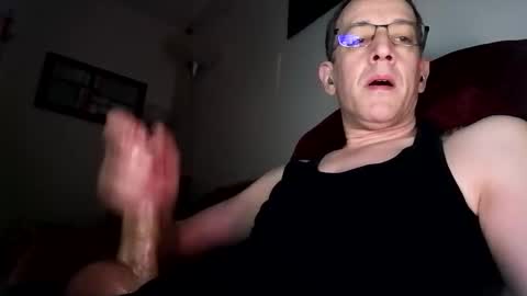 Snapshot of regularguy20 chatting on February 15, 2026, 9:30 am regularguy20 online show from February 15, 2026, 9:30 am