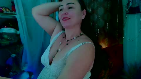 Snapshot of reicat chatting on January 2, 2025, 12:24 pm Karina online show from January 2, 2025, 12:24 pm