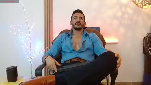   REIKO  online show from January 15, 2026, 3:16 pm