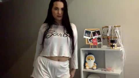 Snapshot of reilbelll chatting on October 18, 2025, 9:04 pm Bell online show from October 18, 2025, 9:04 pm