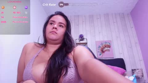 reina_loren online show from November 20, 2025, 4:34 am
