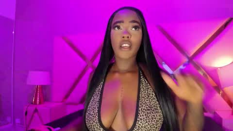 Snapshot of reinamiah chatting on September 14, 2025, 3:49 am Miah online show from September 14, 2025, 3:49 am