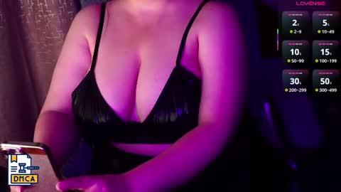 relyka25 online show from June 19, 2026, 9:40 pm