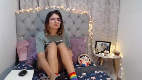 Erika online show from January 27, 2025, 6:09 am