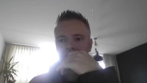 Snapshot of remcoa chatting on October 16, 2025, 10:05 am remcoa online show from October 16, 2025, 10:05 am