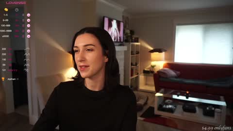 Remi online show from December 6, 2024, 8:40 pm