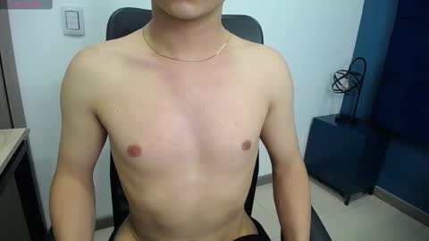 RemiBlythe online show from December 20, 2024, 10:11 pm