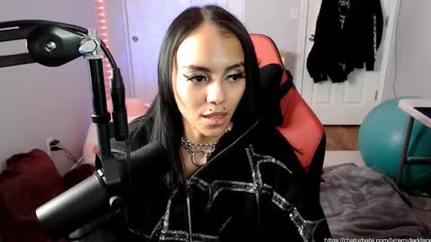 remidarklace online show from January 14, 2025, 4:25 am