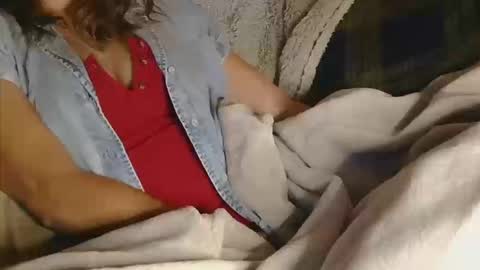 Snapshot of remote_couch chatting on October 14, 2025, 5:36 pm remote_couch online show from October 14, 2025, 5:36 pm