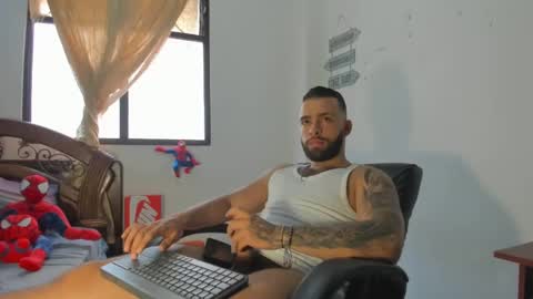 Snapshot of remy_sten chatting on December 21, 2024, 9:36 pm Rmy Steen online show from December 21, 2024, 9:36 pm