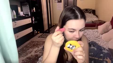 Lily online show from February 2, 2026, 6:12 am