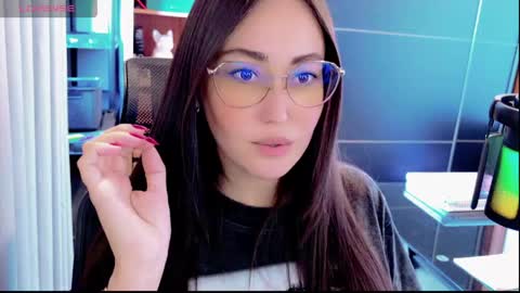 Amelie online show from May 31, 2026, 4:03 pm
