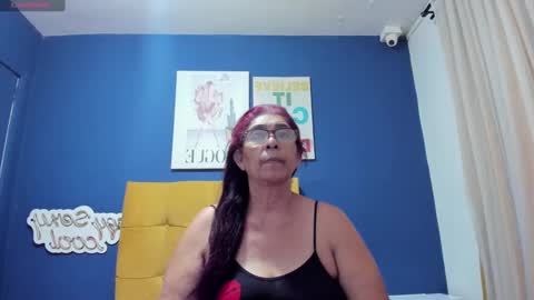 renata_milf_ online show from January 28, 2025, 5:56 pm