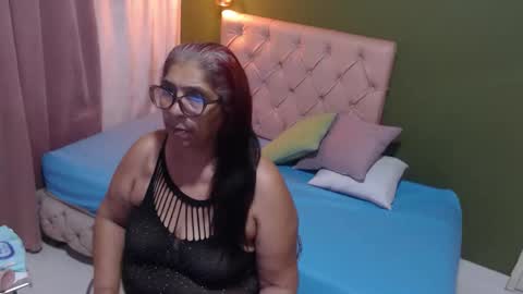 Snapshot of renata_milf_ chatting on September 20, 2025, 11:55 am renata_milf_ online show from September 20, 2025, 11:55 am