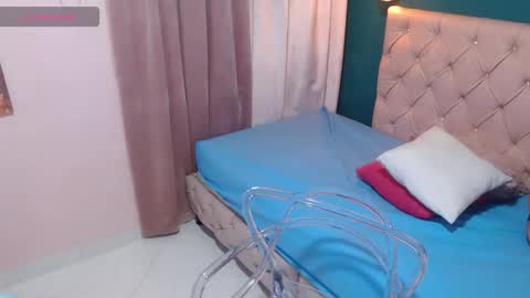 Snapshot of renata_milf_ chatting on October 27, 2025, 11:47 am renata_milf_ online show from October 27, 2025, 11:47 am