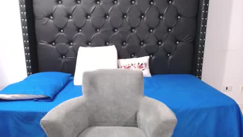 Renata Salinas online show from September 16, 2025, 12:39 pm