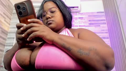 Snapshot of renatafoxter chatting on March 31, 2026, 11:32 am nataly online show from March 31, 2026, 11:32 am