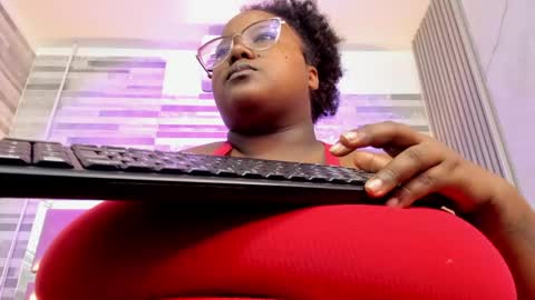 Snapshot of renatafoxter chatting on April 29, 2026, 5:30 pm nataly online show from April 29, 2026, 5:30 pm