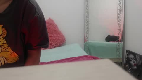 Snapshot of renataj chatting on September 28, 2025, 9:03 am renataj online show from September 28, 2025, 9:03 am