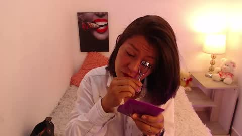 Snapshot of renataj chatting on October 14, 2025, 1:34 pm renataj online show from October 14, 2025, 1:34 pm