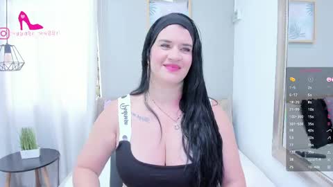Snapshot of renataruiz_rr chatting on May 21, 2026, 12:01 pm online show from May 21, 2026, 12:01 pm