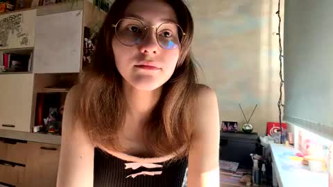 Snapshot of renayreisdorf chatting on March 23, 2026, 1:15 pm Mia online show from March 23, 2026, 1:15 pm