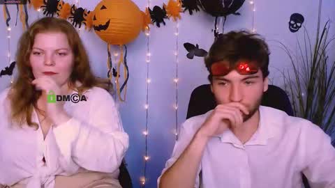 Snapshot of renesmee_sunset chatting on October 29, 2025, 9:55 am Sweet Renesmee online show from October 29, 2025, 9:55 am