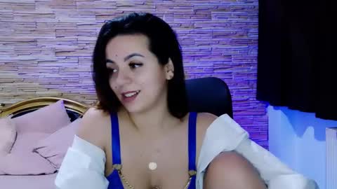 renesmesweet online show from January 23, 2025, 10:43 am
