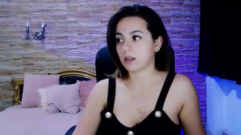 renesmesweet online show from January 29, 2025, 1:17 pm
