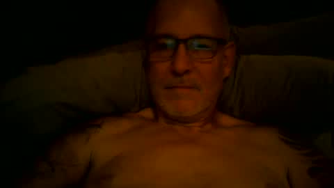 Snapshot of renewaz chatting on June 12, 2026, 3:05 am Renewaz online show from June 12, 2026, 3:05 am