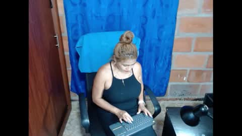 Rennata online show from January 18, 2025, 11:11 pm