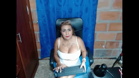 Rennata online show from January 27, 2025, 11:33 pm