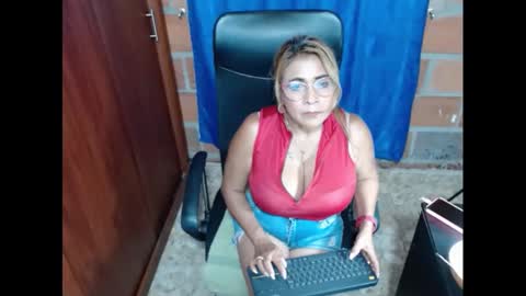 Rennata online show from February 20, 2025, 1:36 am