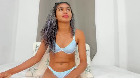  Renata  online show from March 4, 2025, 12:12 pm