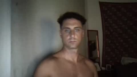 renud online show from September 14, 2025, 2:22 am