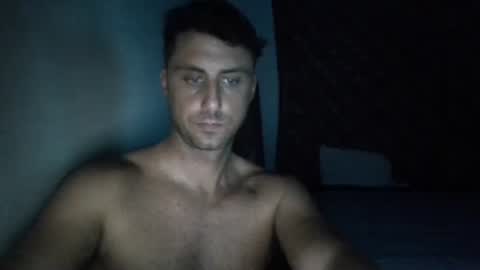 renud online show from September 17, 2025, 1:07 am