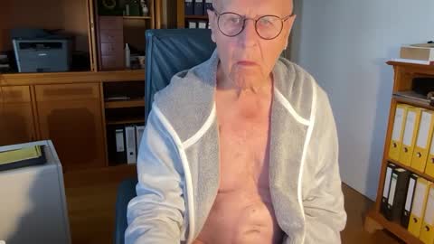 Snapshot of reteid chatting on September 29, 2025, 2:00 pm reteid online show from September 29, 2025, 2:00 pm