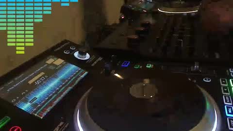 Snapshot of reticuli chatting on March 5, 2026, 9:33 pm GearPorn online show from March 5, 2026, 9:33 pm