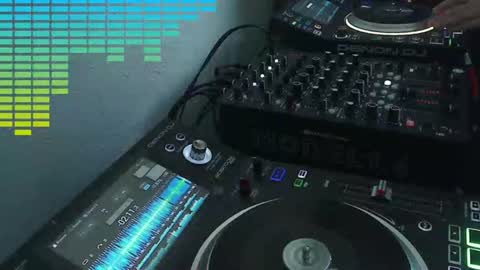 Snapshot of reticuli chatting on July 13, 2026, 3:59 pm GearPorn online show from July 13, 2026, 3:59 pm