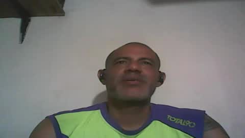 Snapshot of retlam37 chatting on February 19, 2026, 7:10 pm Walter online show from February 19, 2026, 7:10 pm