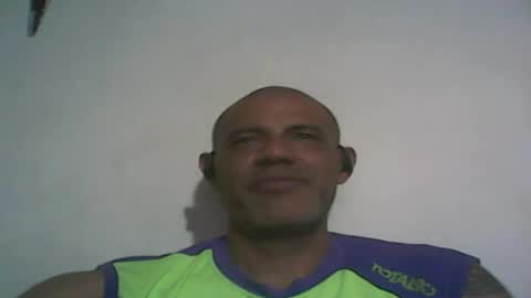 Snapshot of retlam37 chatting on February 24, 2026, 4:43 am Walter online show from February 24, 2026, 4:43 am