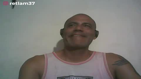 Snapshot of retlam37 chatting on March 16, 2026, 5:44 am Walter online show from March 16, 2026, 5:44 am